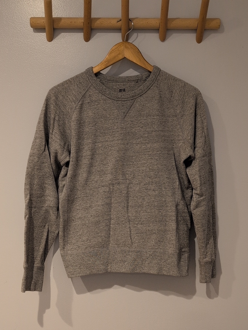 Uniqlo Grey Terry Crewneck Sweatshirt Size XS